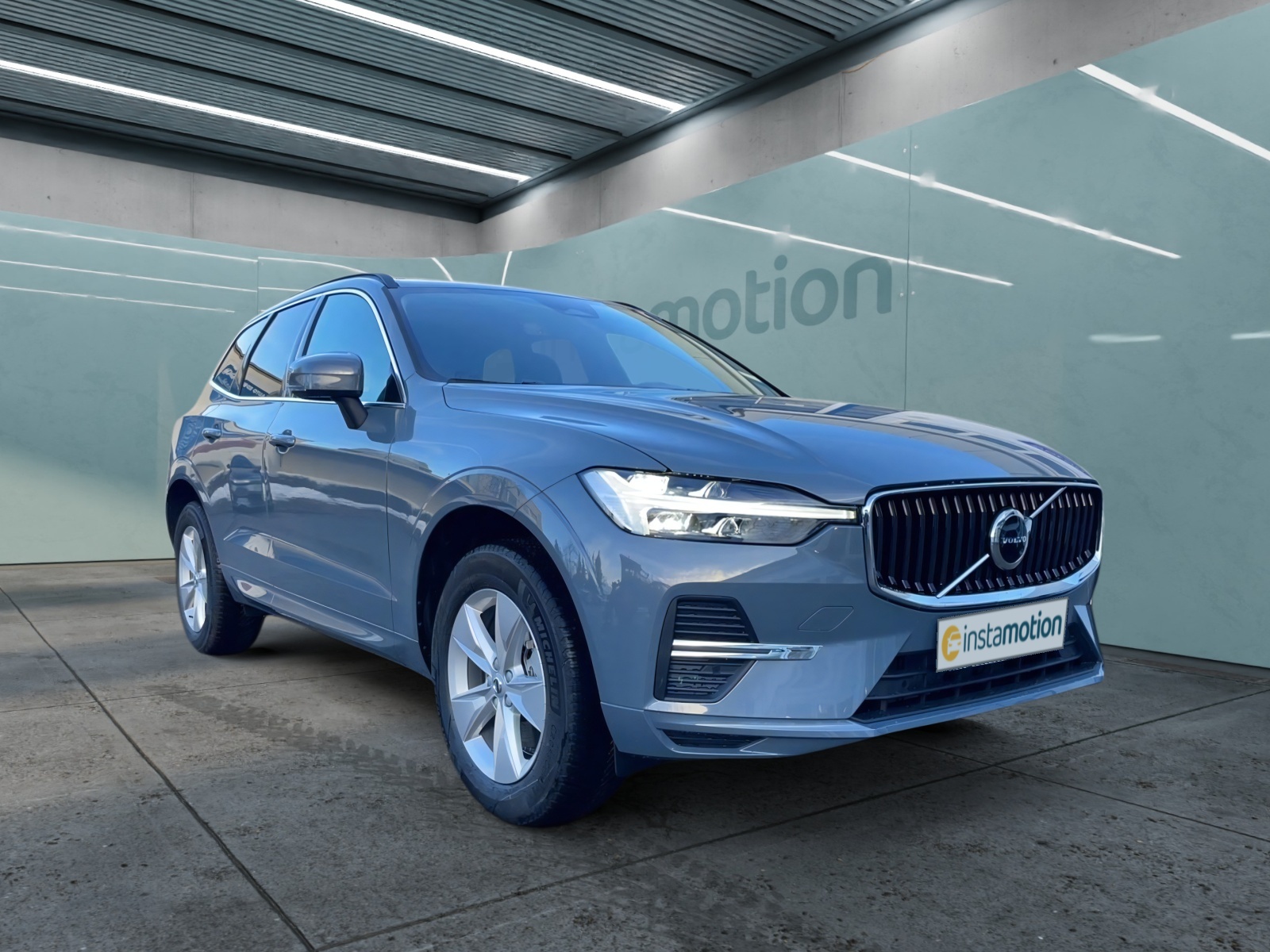 XC 60 Core 2WD Bluetooth Navi LED Klima