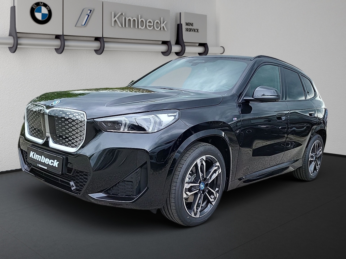 BMW iX 1 eDrive20 M SPORT °