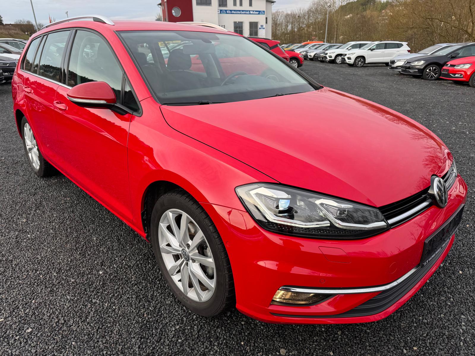 Golf VII Variant 2.0 TDI *DSG*Highline*BlueMotion*Navi*PDCvo+hi* Parklenkassistent*Front Assist*SHZ*SRA*Spiegel-Paket*Winter-Paket*Voll-LED*Müdigkeitswarner*