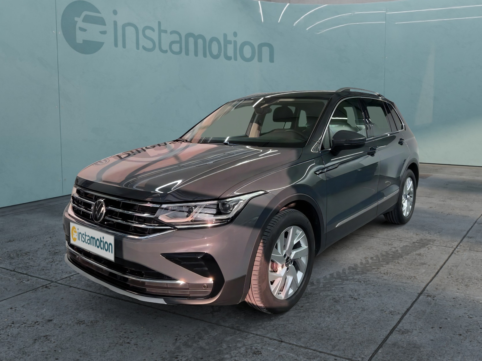 Volkswagen Tiguan ELEGANCE CARGO 18