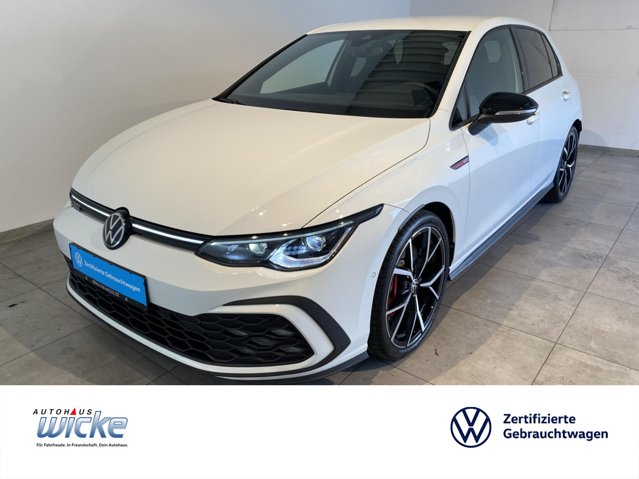 Golf VIII 2.0 TSI DSG GTI NAVI KLIMA RFK IQ.LIGHT