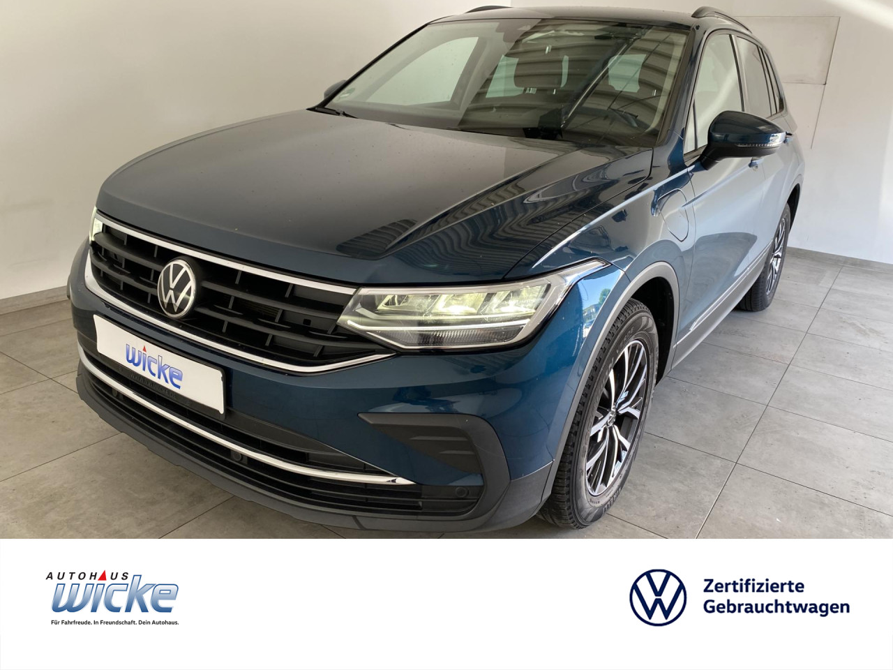 Tiguan 1.4 TSI DSG eHybrid Life NAVI KLIMA LED AHK