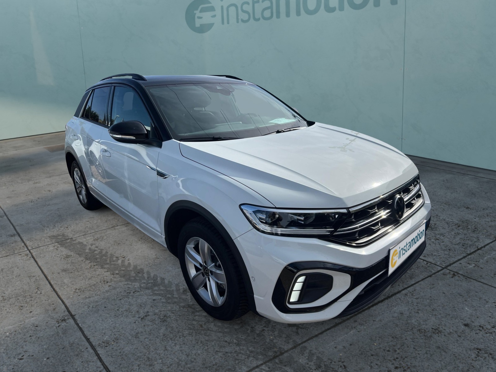 Volkswagen T-Roc 1.5 TSI R-LINE BLACK