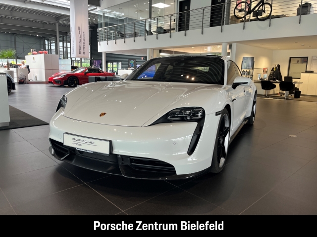 Taycan Turbo S Burmester Panorama Luftfederung