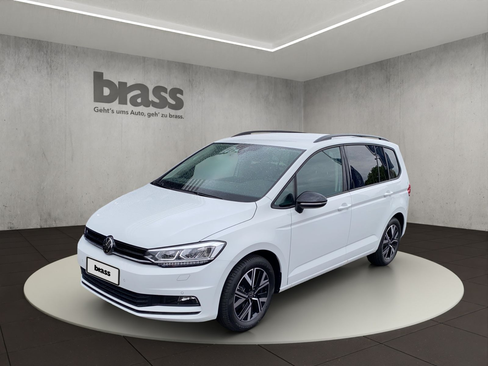 Volkswagen Touran 1.5 l TSI Highline OPF 0 )