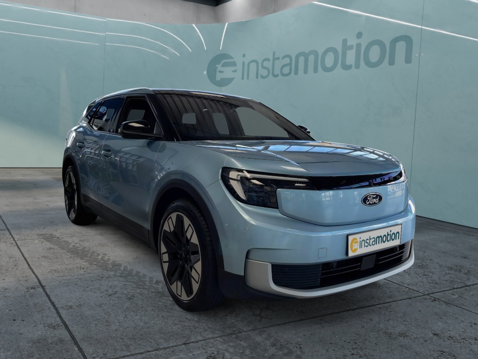 Explorer Premium 77kWh RWD LED+Glasdach+360°