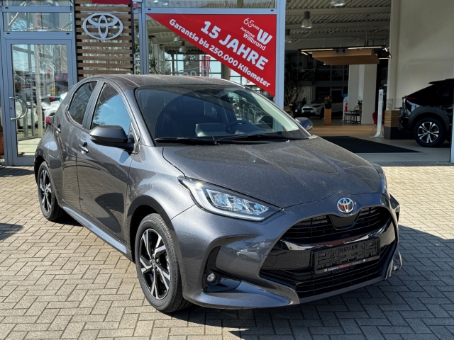 Toyota Yaris 1.5 l Teamplayer Hybrid PCS