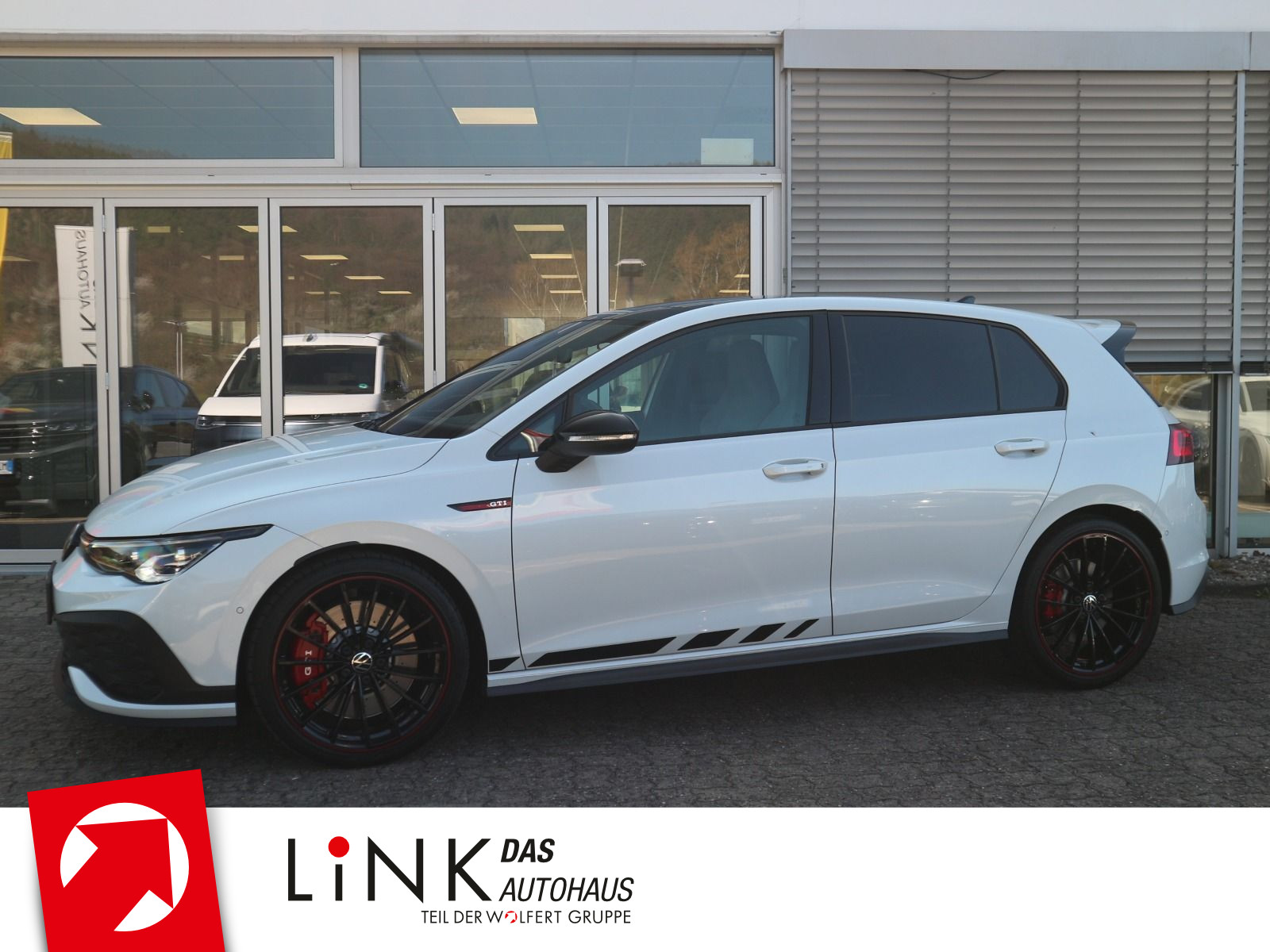 Volkswagen Golf 2.0 TSI GTI Clubsport H&K AKRA IQ LIGHT