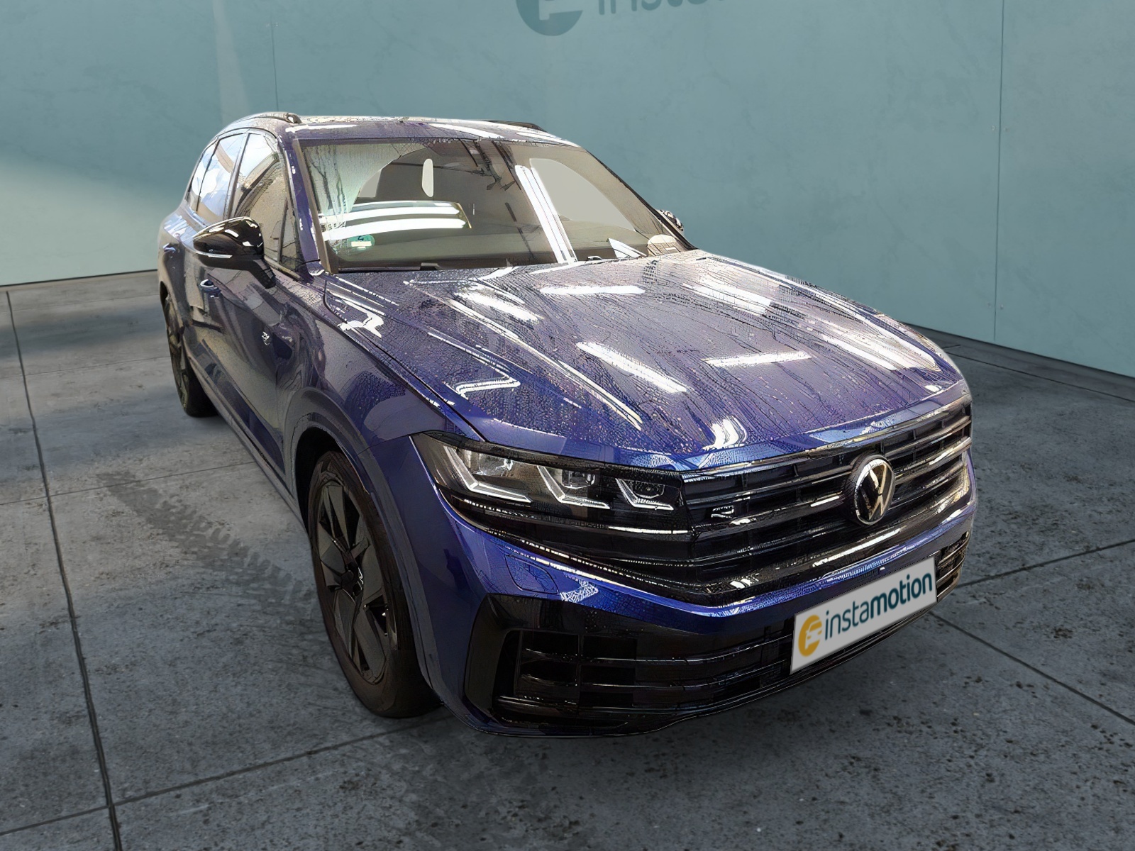 Touareg 3.0 TSI eHybrid DSG R+PANO+AHK+RFK+ACC