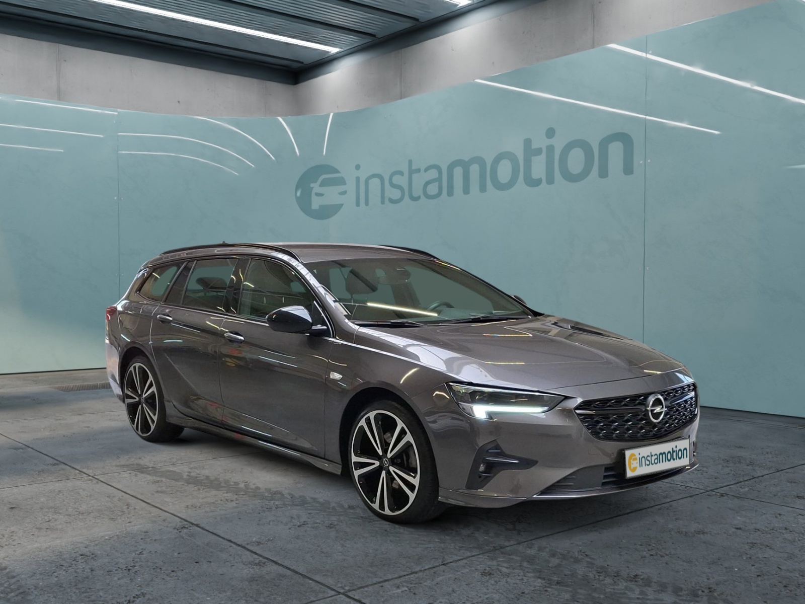 Insignia ST 2.0 CDTI Ultimate OPC-Line Intellilux Alcantara