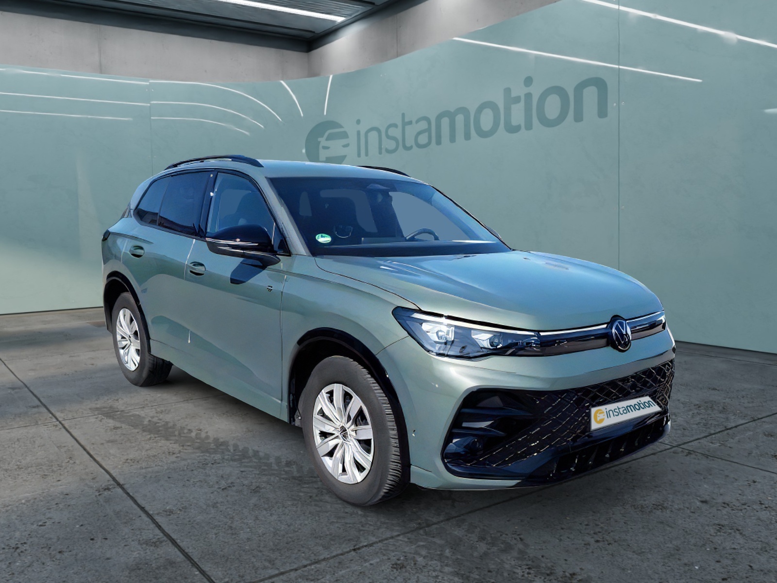 Volkswagen Tiguan 1.5 eTSI R-LINE APP