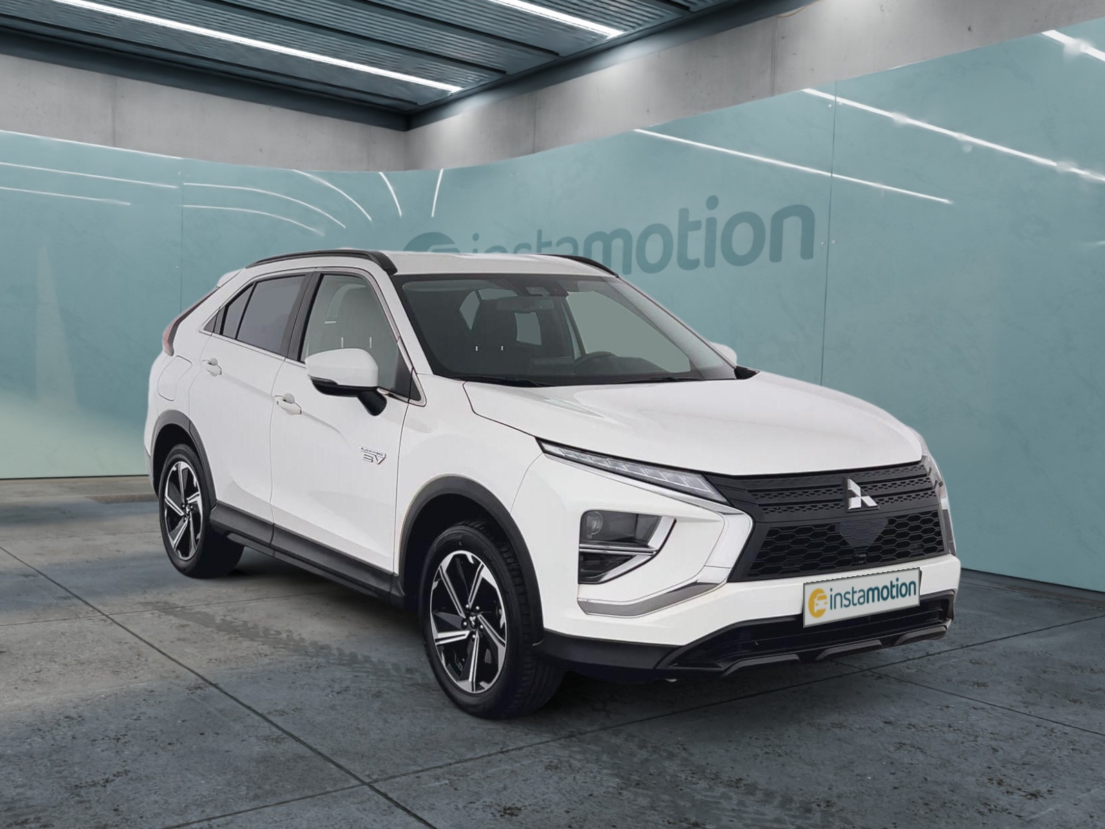 Mitsubishi Eclipse Cross Basis Hybrid