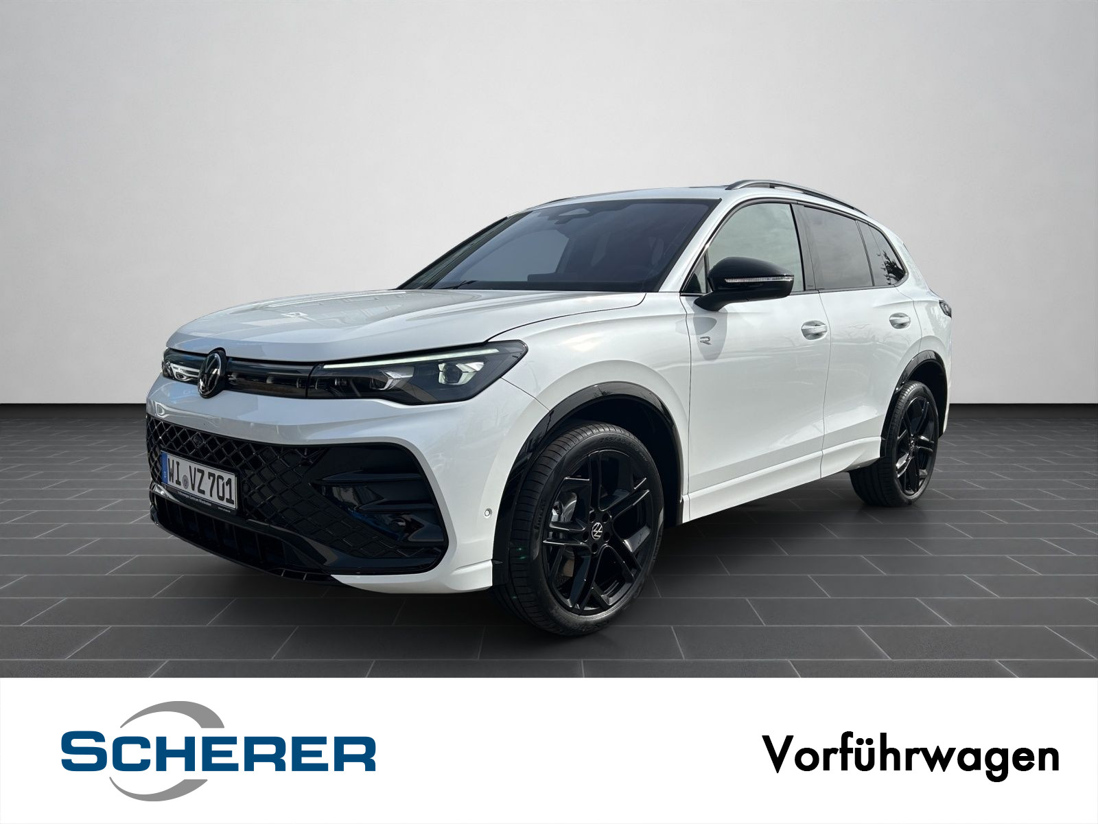 Tiguan R-Line 2.0 TDI *PANO *LEDER *STHZ *AHK