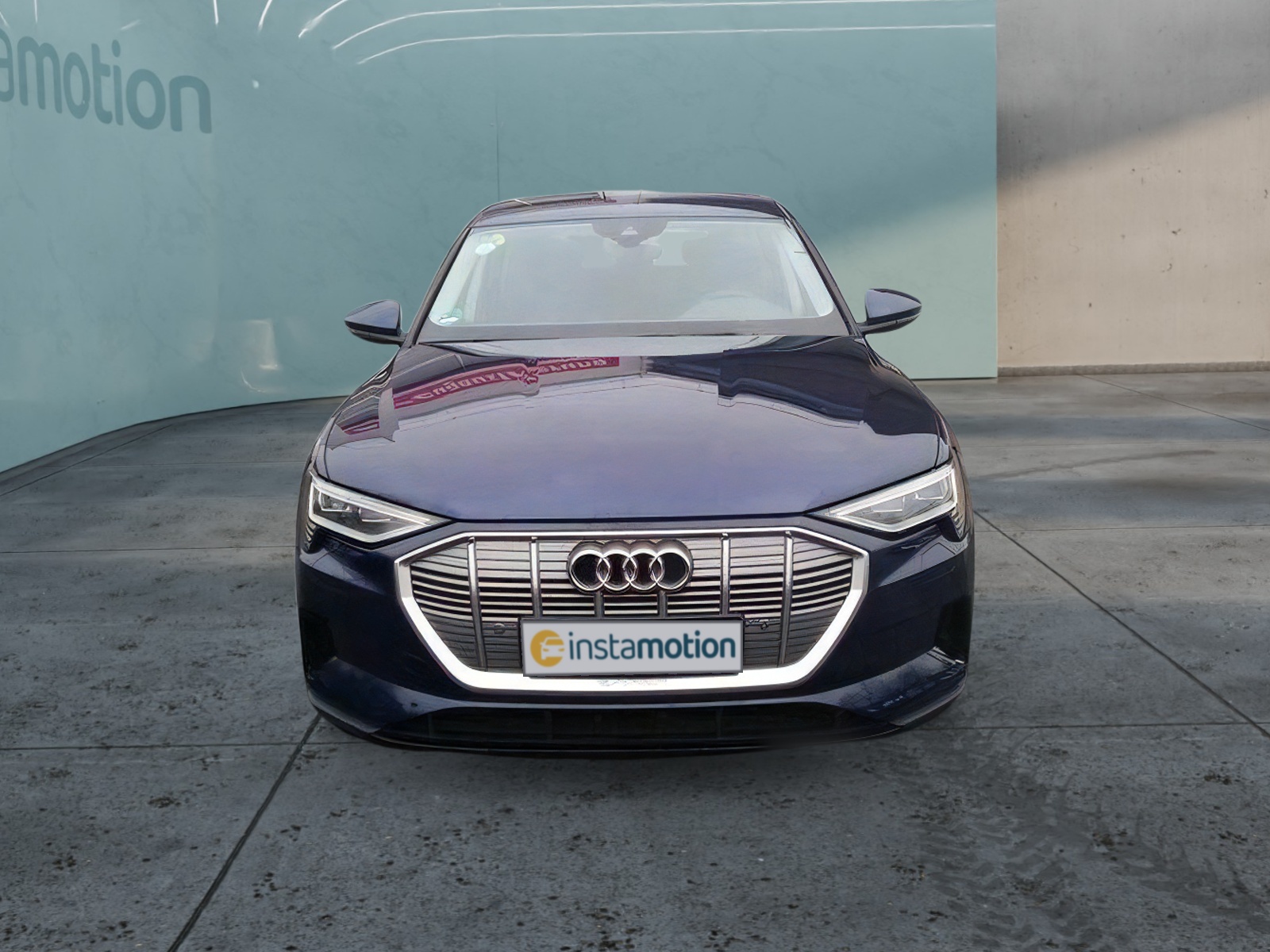 Audi e-tron 50 quattro Anhängekupplung Licht