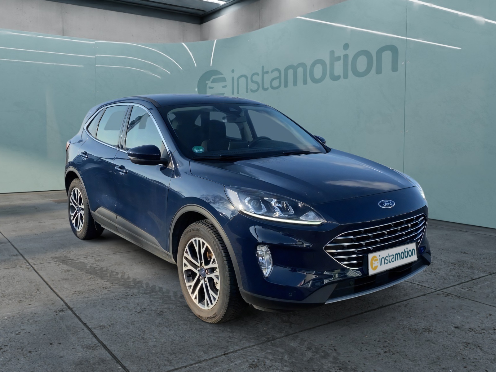 Ford Kuga 2.5 L TITANIUM 225PS KlimaA