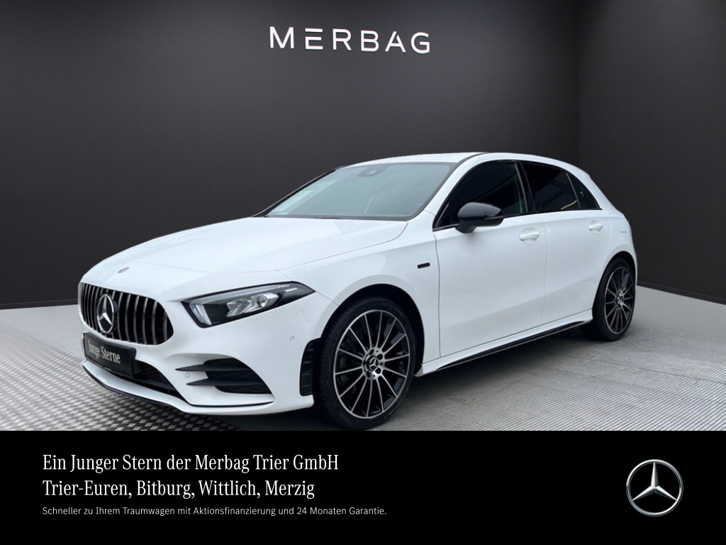 Mercedes-Benz A 250 e AMG Line Night Ambiente
