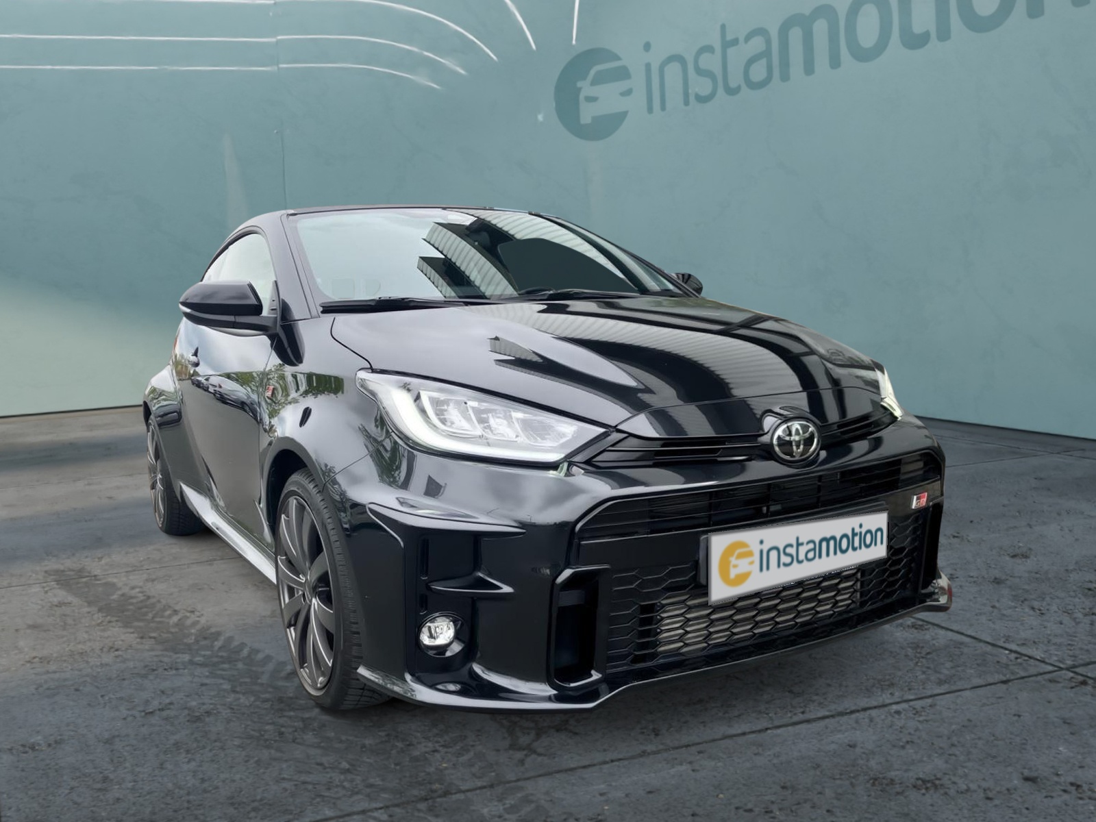 Toyota Yaris GR PERFORMANCE PAKET SAFETY SENSE