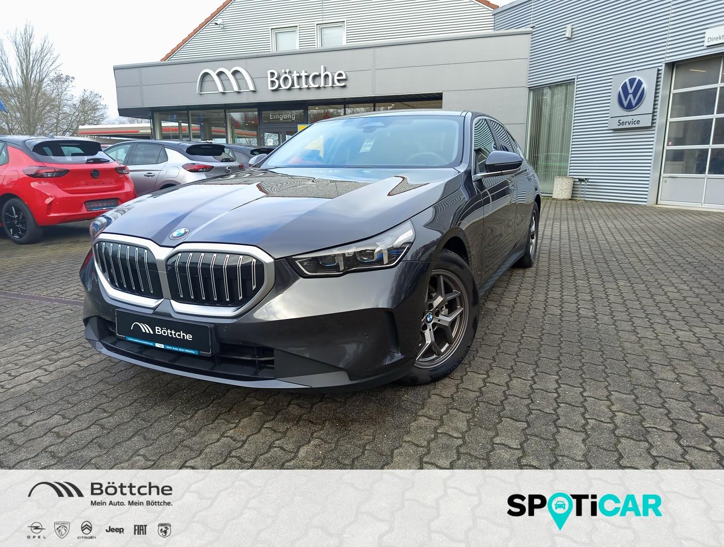 520i Matrix/Navi/HUD/Leder/360°Kamera/Harman+Kardon