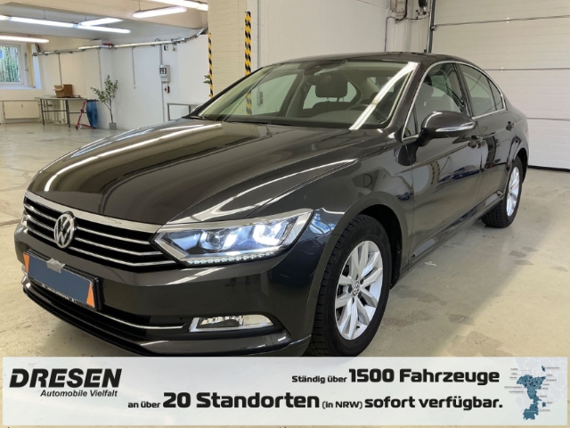 Passat Lim 1.4 TSI Comfortline Navi Massagesitze LED ACC Apple CarPlay Android Auto