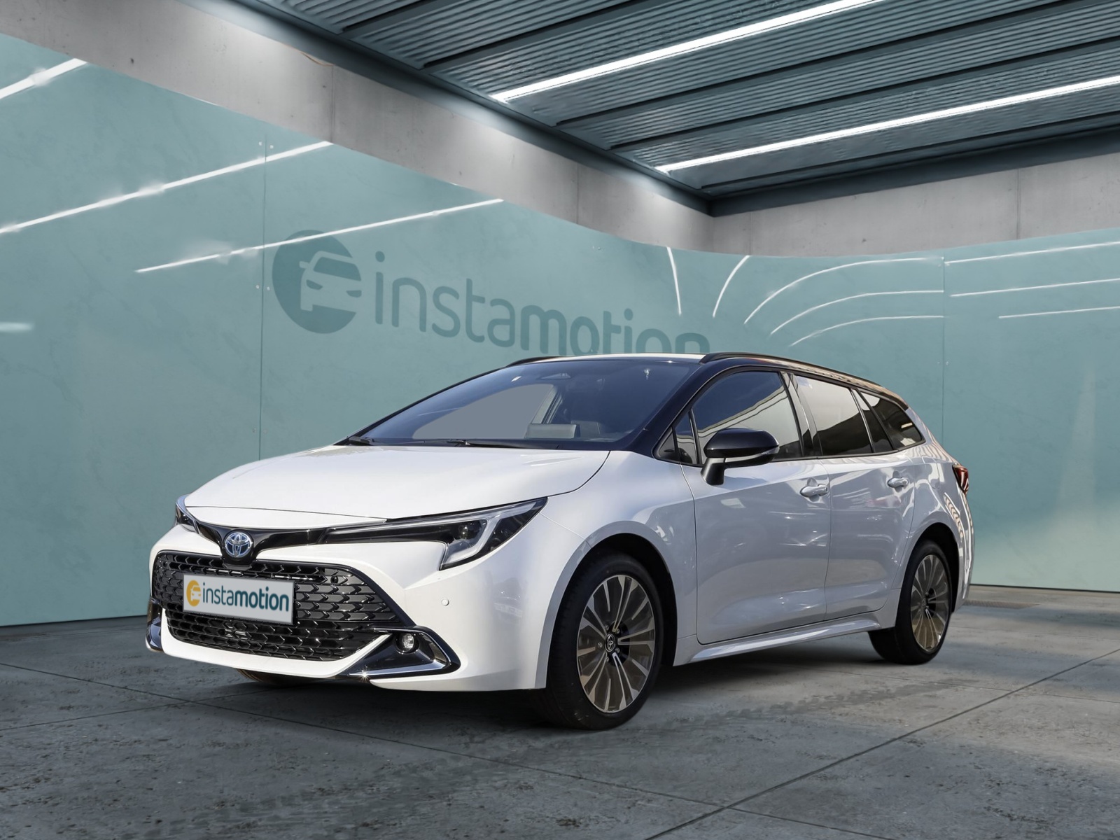 Toyota Corolla 2.0 TS Black&WhiteHybrid LE