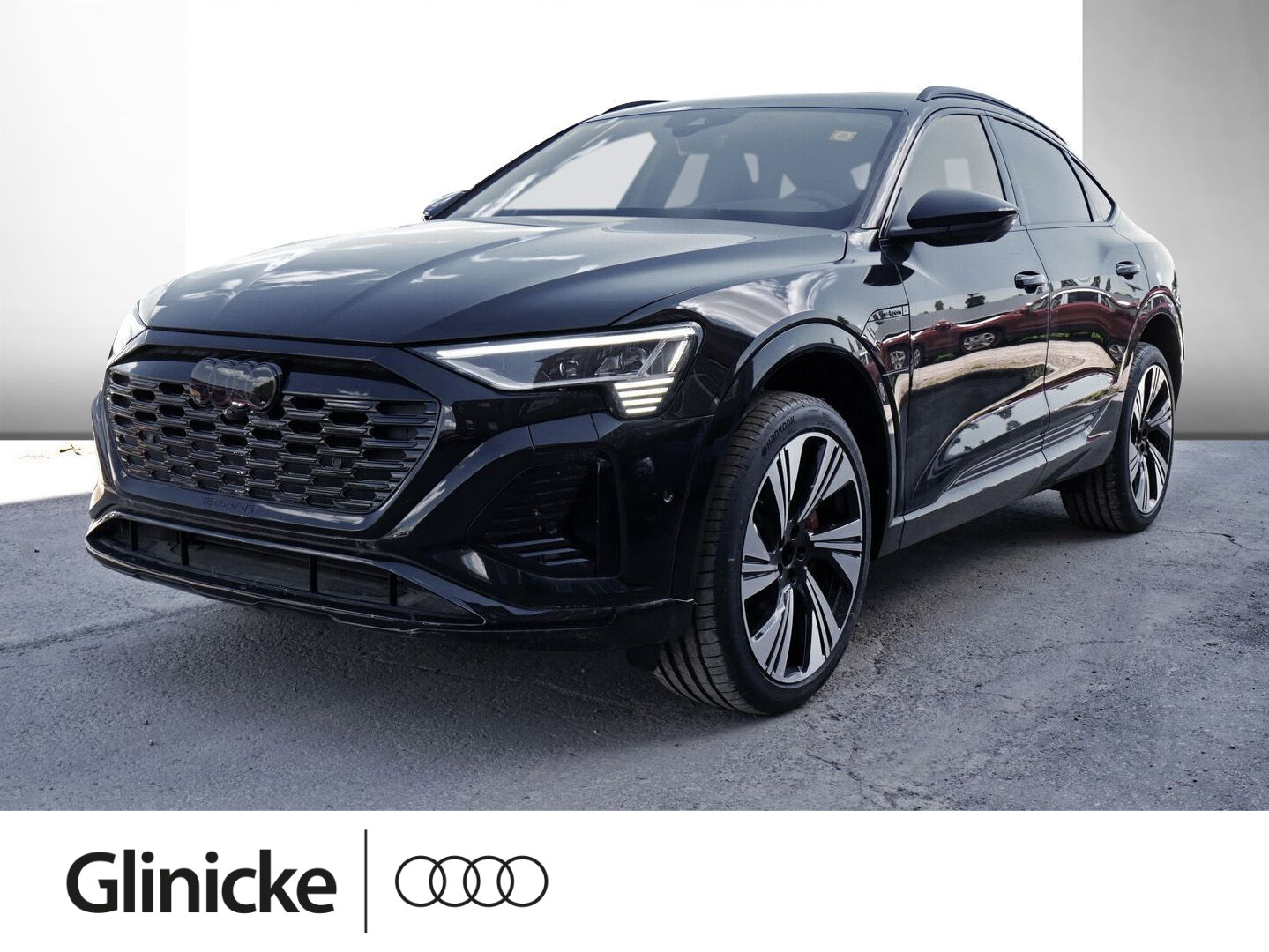 Q8 Sportback S line 55 e-tron quattro 300 kW